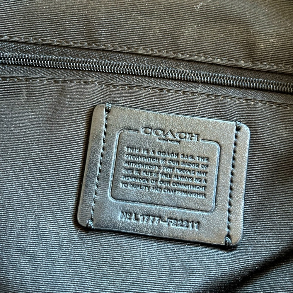 Coach Pebble Leather Ava Chain tote - Picture 4 of 5
